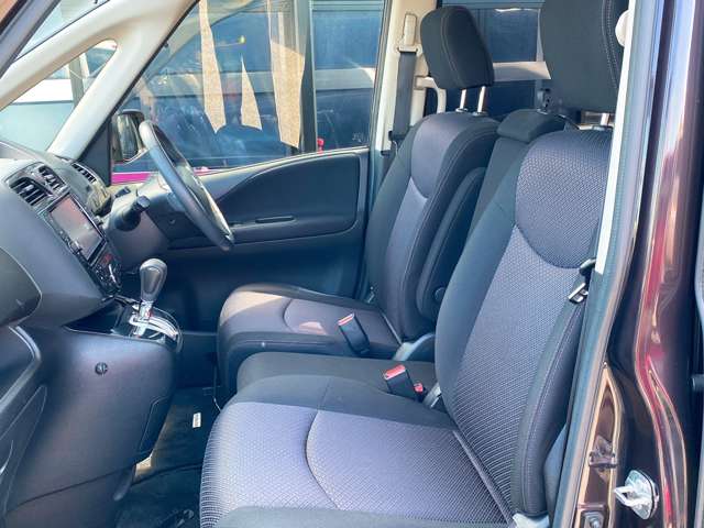 日産 セレナ ２．０ ハイウェイスター Ｓ－ＨＹＢＲＩＤ Ｖセレクション H25年 (九州・沖縄) 99