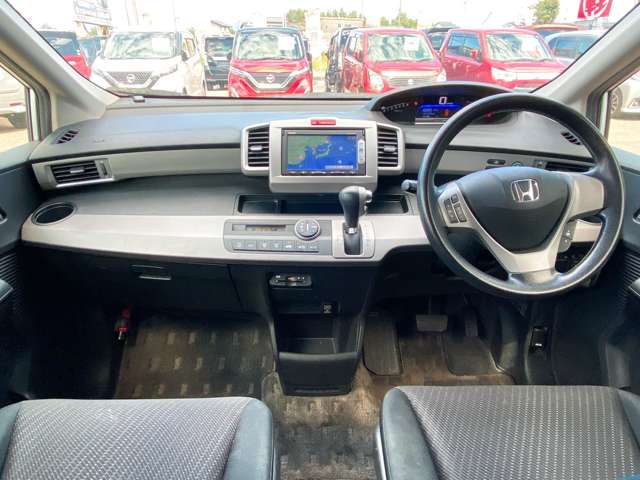 ホンダ フリード　ハイブリッド １．５ H25年 (九州・沖縄) 99