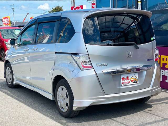 ホンダ フリード　ハイブリッド １．５ H25年 (九州・沖縄) 99