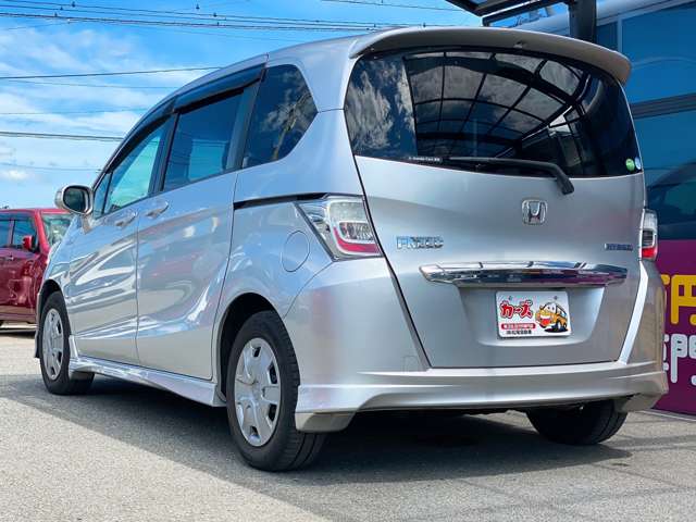 ホンダ フリード　ハイブリッド １．５ H25年 (九州・沖縄) 99