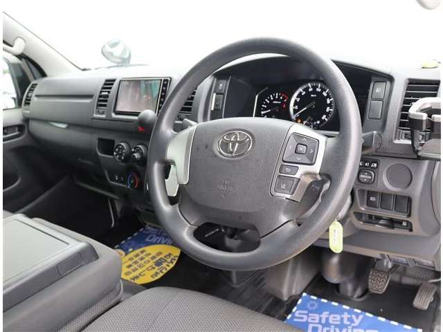 トヨタ ハイエースバン ２．０ ＤＸ ロング ＧＬパッケージ R4年 (関東) 99