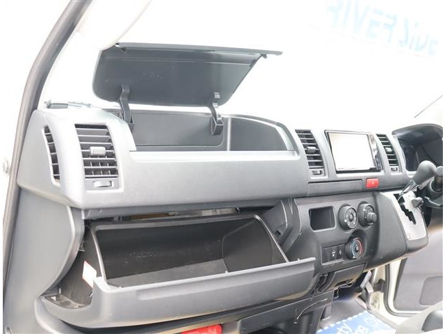 トヨタ ハイエースバン ２．０ ＤＸ ロング ＧＬパッケージ R4年 (関東) 99