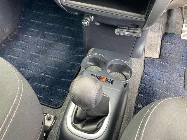 三菱 コルト １．５ ラリーアート バージョンＲ H23年 (関東) 99