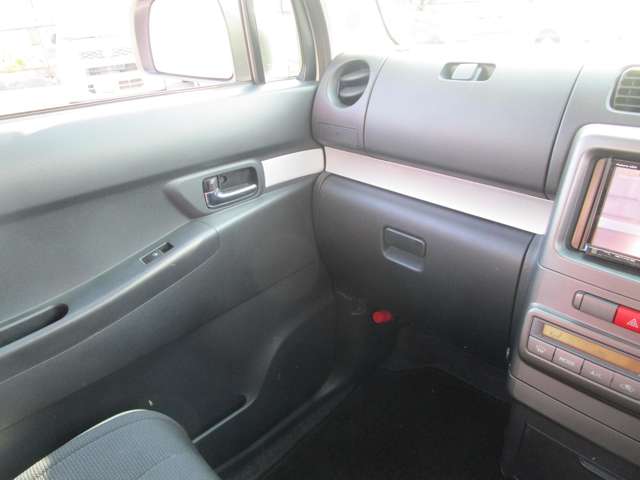 ダイハツ ムーヴ　コンテ ６６０ Ｘ リミテッド H25年 (中国) 99