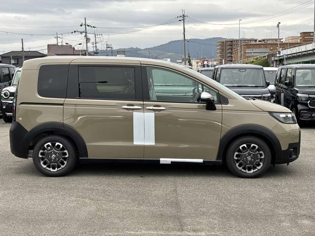 ホンダ フリード １．５ クロスター R6年 (近畿) 99