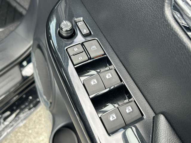 トヨタ ハイラックス ２．４ Ｚ ＧＲスポーツ ディーゼルターボ ４ＷＤ R6年 (九州・沖縄) 99