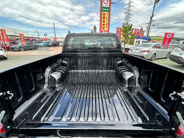 トヨタ ハイラックス ２．４ Ｚ ＧＲスポーツ ディーゼルターボ ４ＷＤ R6年 (九州・沖縄) 99