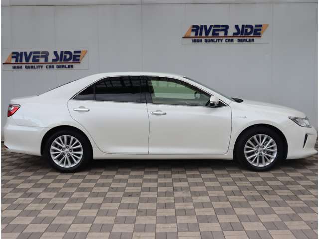 トヨタ カムリ　ハイブリッド ２．５ レザーパッケージ H27年 (関東) 99