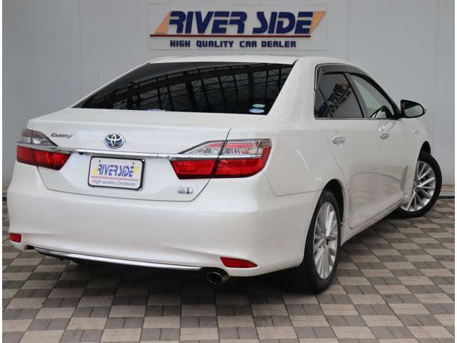 トヨタ カムリ　ハイブリッド ２．５ レザーパッケージ H27年 (関東) 99