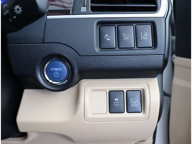 トヨタ カムリ　ハイブリッド ２．５ レザーパッケージ H27年 (関東) 99