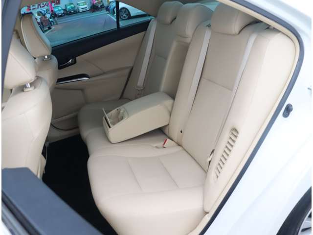 トヨタ カムリ　ハイブリッド ２．５ レザーパッケージ H27年 (関東) 99