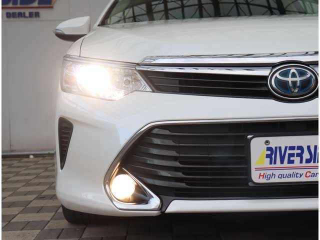 トヨタ カムリ　ハイブリッド ２．５ レザーパッケージ H27年 (関東) 99