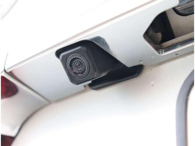 トヨタ カムリ　ハイブリッド ２．５ レザーパッケージ H27年 (関東) 99