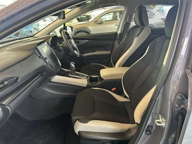 スバル レヴォーグ　レイバック １．８ リミテッド ＥＸ ４ＷＤ R5年 (東海) 99