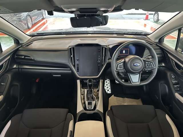 スバル レヴォーグ　レイバック １．８ リミテッド ＥＸ ４ＷＤ R5年 (東海) 99