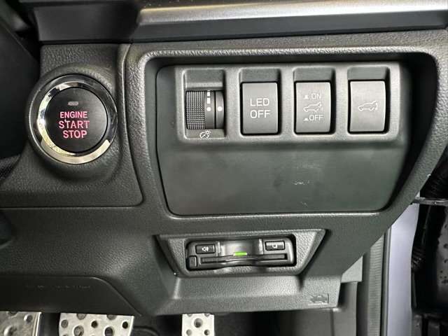 スバル レヴォーグ　レイバック １．８ リミテッド ＥＸ ４ＷＤ R5年 (東海) 99