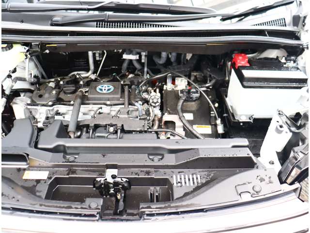 トヨタ ヴォクシー １．８ ハイブリッド Ｓ－Ｚ R6年 (関東) 99