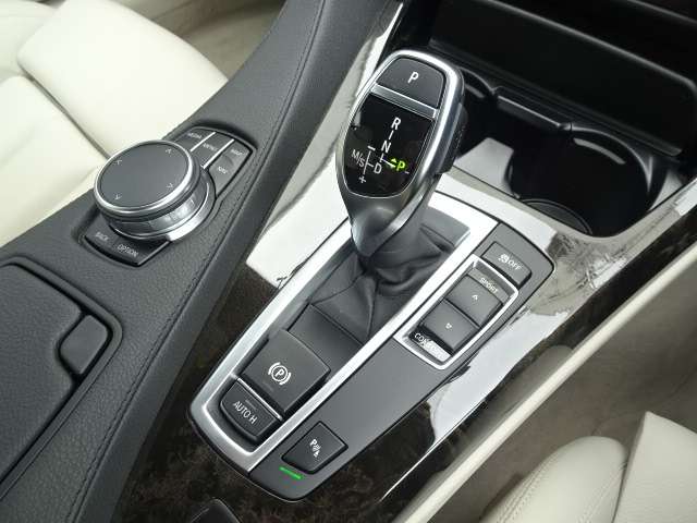 ＢＭＷ ６シリーズ ６４０Ｉ Ｍスポーツ H29年 (近畿) 99