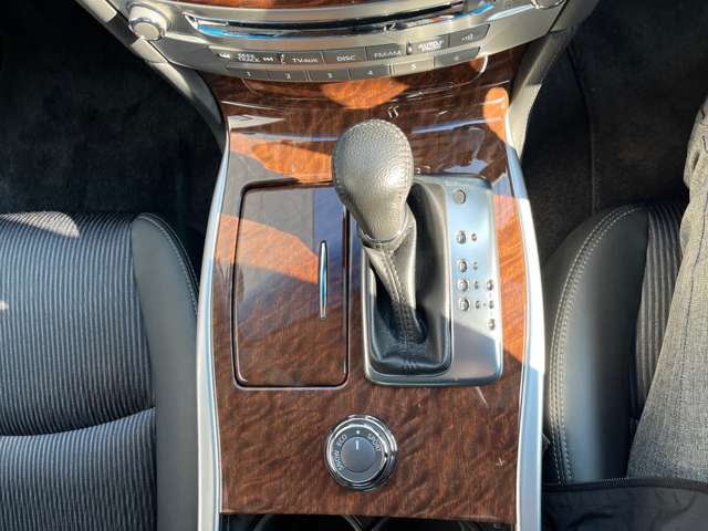 日産 フーガ ２．５ ２５０ＧＴ Ａパッケージ R1年 (東海) 99