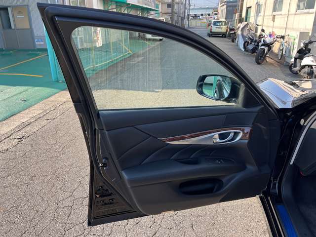 日産 フーガ ２．５ ２５０ＧＴ Ａパッケージ R1年 (東海) 99