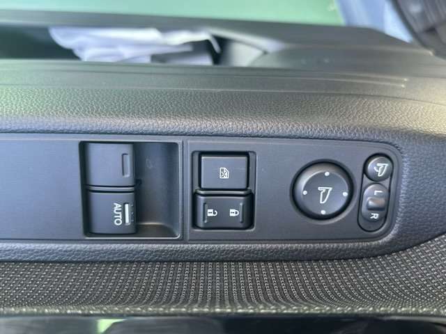 ホンダ Ｎ−ＶＡＮ ６６０ ファン ４ＷＤ R6年 (東海) 99