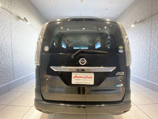 日産 セレナ ２．０ ハイウェイスター Ｖセレクション＋ＳＡＦＥＴＹ Ｓ－ＨＹＢＲＩＤ アドバンスドセーフティ ＰＫＧ H27年 (九州・沖縄) 99