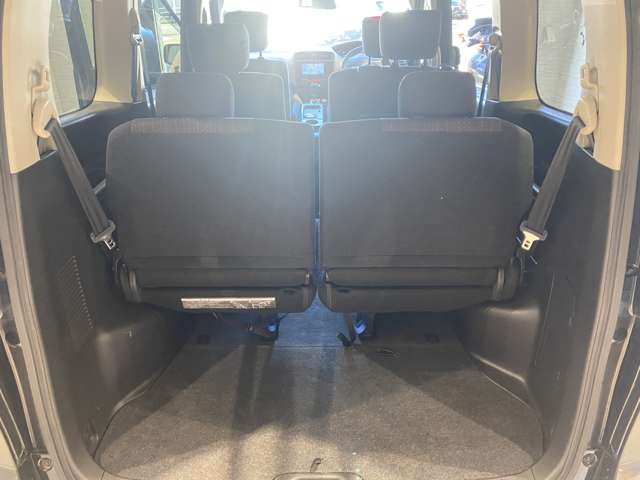 日産 セレナ ２．０ ハイウェイスター Ｖセレクション＋ＳＡＦＥＴＹ Ｓ－ＨＹＢＲＩＤ アドバンスドセーフティ ＰＫＧ H27年 (九州・沖縄) 99