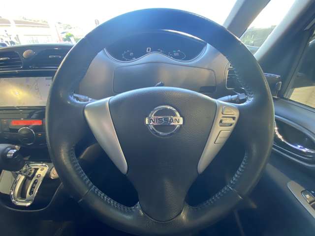 日産 セレナ ２．０ ハイウェイスター Ｖセレクション＋ＳＡＦＥＴＹ Ｓ－ＨＹＢＲＩＤ アドバンスドセーフティ ＰＫＧ H27年 (九州・沖縄) 99