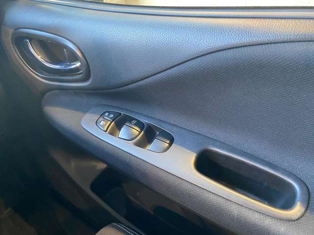 日産 セレナ ２．０ ハイウェイスター Ｖセレクション＋ＳＡＦＥＴＹ Ｓ－ＨＹＢＲＩＤ アドバンスドセーフティ ＰＫＧ H27年 (九州・沖縄) 99