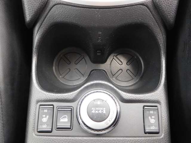 日産 エクストレイル ２．０ ２０Ｘ エマージェンシーブレーキパッケージ ２列車 ４ＷＤ H27年 (九州・沖縄) 99