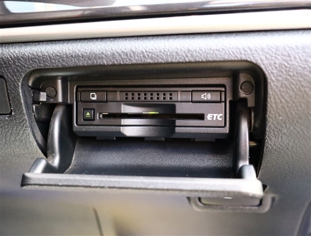 トヨタ クラウン　ハイブリッド ハイブリッド ２．５ Ｓ H25年 (関東) 99