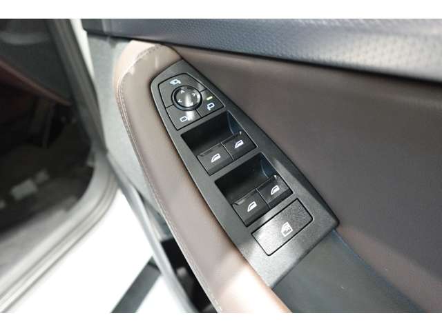 ＢＭＷ ２シリーズアクティブツアラー ２１８Ｉ Ｍスポーツ ＤＣＴ R6年 (近畿) 99