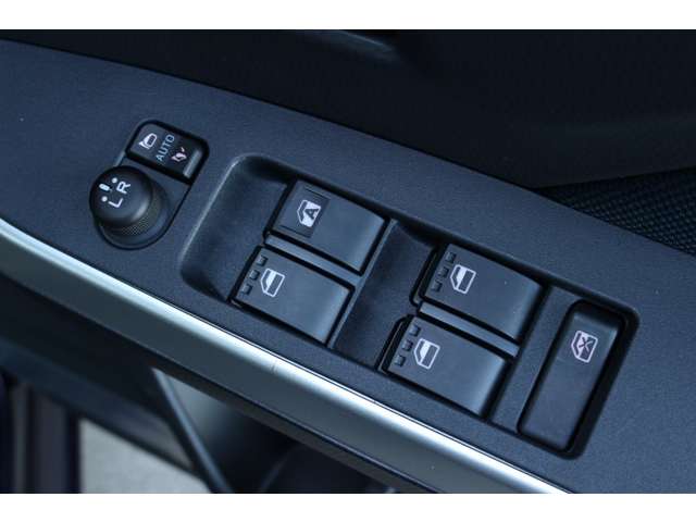 トヨタ ルーミー １．０ カスタム Ｇ R6年 (関東) 99