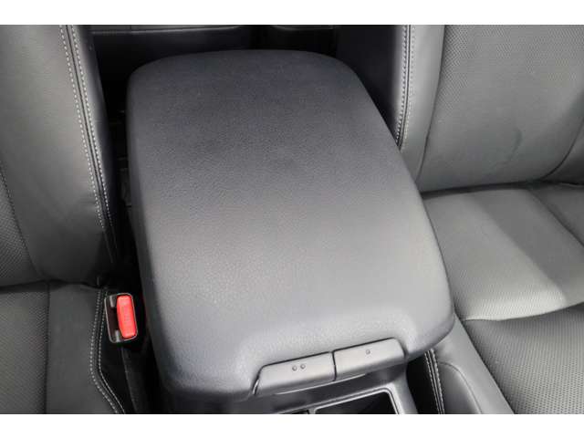 トヨタ ランドクルーザープラド ２．８ ＴＸ Ｌパッケージ マットブラック エディション ディーゼルターボ ４ＷＤ R5年 (東海) 99