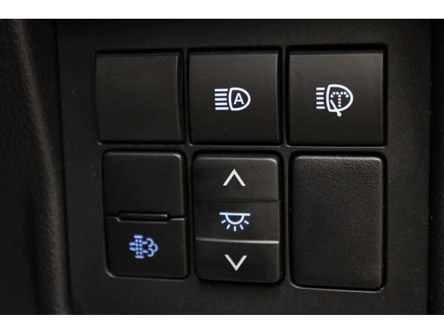 トヨタ ランドクルーザープラド ２．８ ＴＸ Ｌパッケージ マットブラック エディション ディーゼルターボ ４ＷＤ R5年 (東海) 99