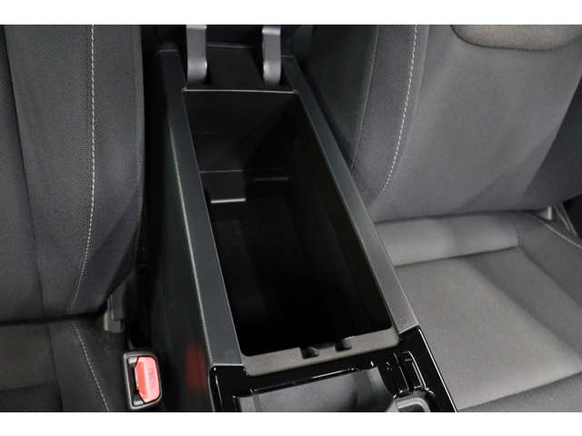 トヨタ プリウス ２．０ Ｇ R5年 (東海) 99