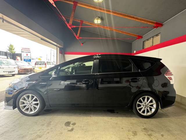 トヨタ プリウスΑ １．８ Ｓ ツーリングセレクション H27年 (東北) 99