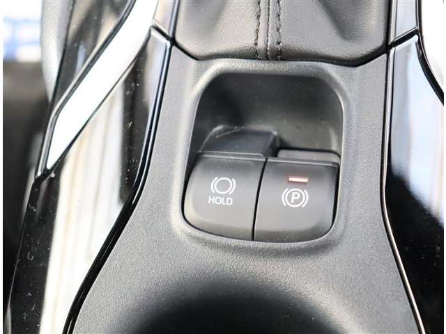 トヨタ カローラクロス １．８ Ｚ R5年 (関東) 99