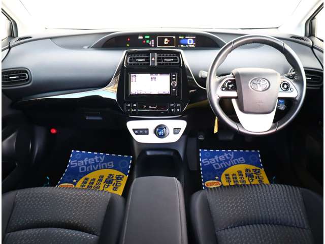 トヨタ プリウス １．８ Ｓ セーフティ プラス H29年 (関東) 99