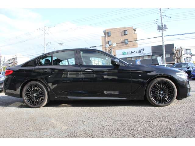ＢＭＷ ５シリーズ ５３０Ｉ エディション ＭＩＳＳＩＯＮ ＩＭＰＯＳＳＩＢＬＥ R1年 (関東) 99