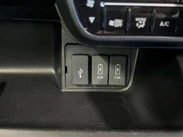 ホンダ Ｎ　ＢＯＸ カスタム ６６０ Ｇ Ｌ ホンダセンシング R1年 (東北) 99