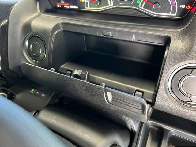 ホンダ Ｎ　ＢＯＸ カスタム ６６０ Ｇ Ｌ ホンダセンシング R1年 (東北) 99