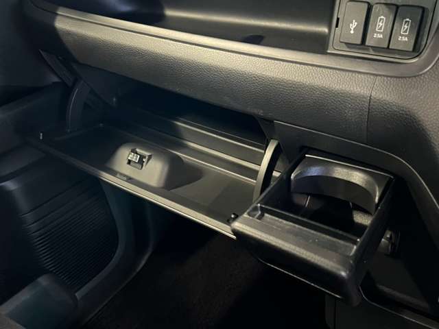 ホンダ Ｎ　ＢＯＸ カスタム ６６０ Ｇ Ｌ ホンダセンシング R1年 (東北) 99