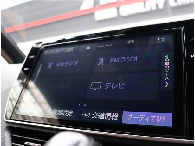 トヨタ ノア ２．０ ＳＩ ＷＸＢＩＩ R1年 (関東) 99