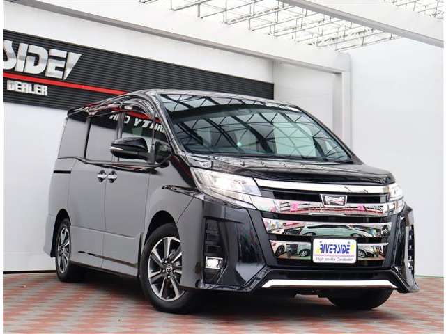 トヨタ ノア ２．０ ＳＩ ＷＸＢＩＩ R1年 (関東) 99