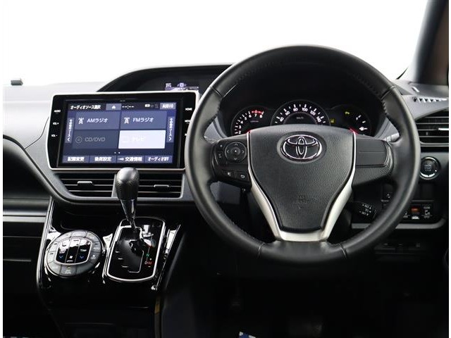 トヨタ ノア ２．０ ＳＩ ＷＸＢＩＩ R1年 (関東) 99