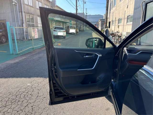 トヨタ ＲＡＶ４ ２．０ アドベンチャー ４ＷＤ R2年 (東海) 99