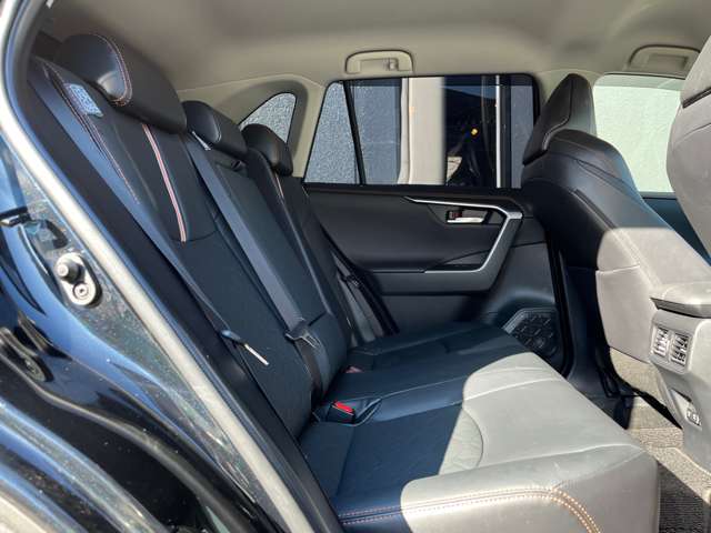 トヨタ ＲＡＶ４ ２．０ アドベンチャー ４ＷＤ R2年 (東海) 99