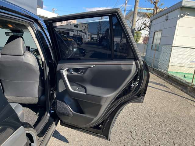 トヨタ ＲＡＶ４ ２．０ アドベンチャー ４ＷＤ R2年 (東海) 99