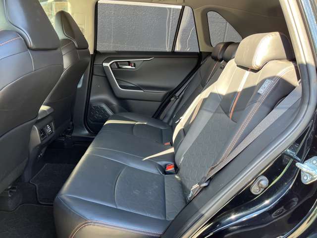 トヨタ ＲＡＶ４ ２．０ アドベンチャー ４ＷＤ R2年 (東海) 99